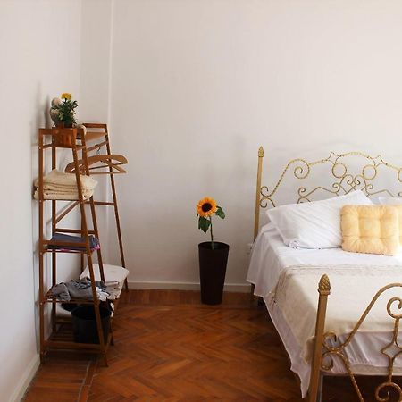 Entire Serviced Apartment With A Beautiful View Tiranë Luaran gambar